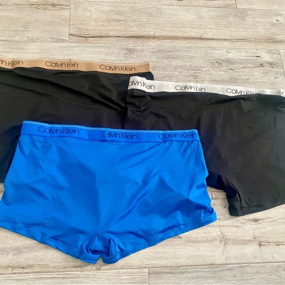 Lot of 3 Calvin Klein Underwear 2XL Boxer Breifs 2 Black One Blue singles XXL - Picture 6 of 6